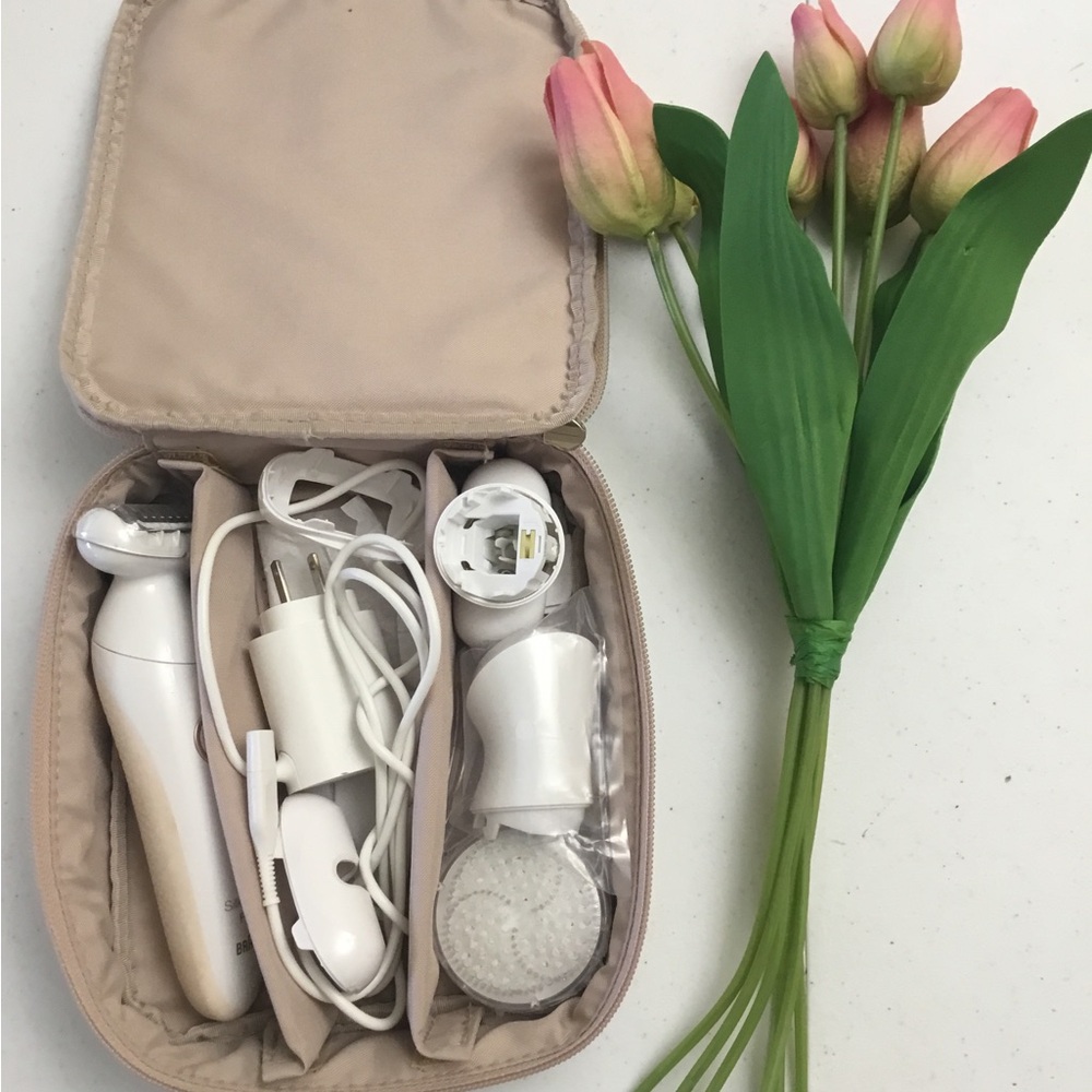 *BRAUN*  Like NEW Silk-épil 9 Flex Epilator Set - White